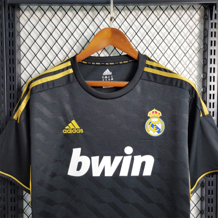 Real Madrid 11/12 Retro Away