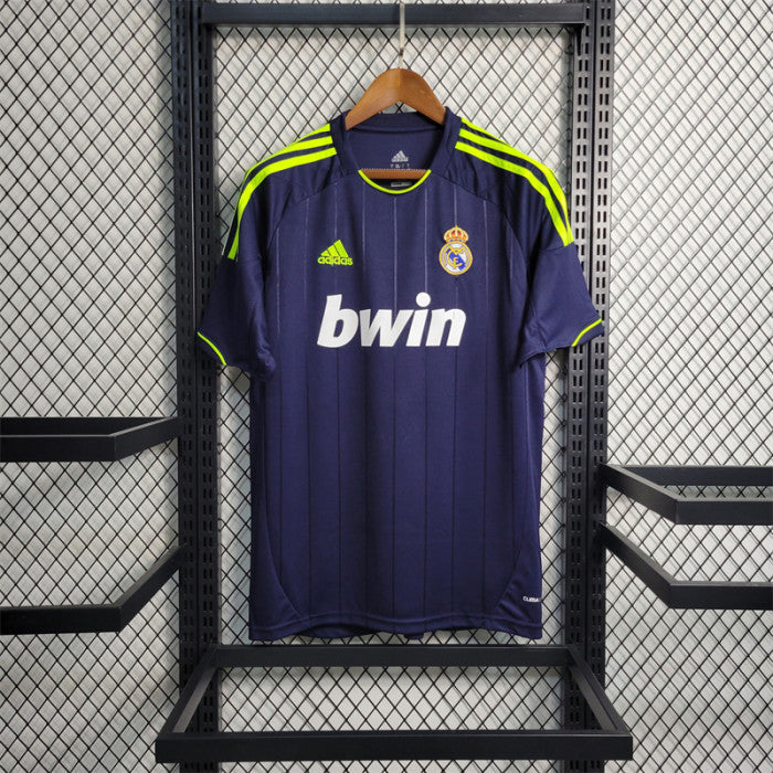 Real Madrid 12/13 Retro Away