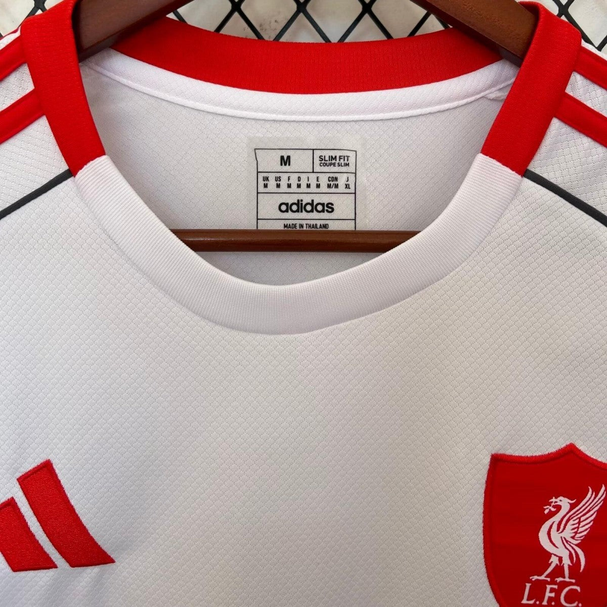 Liverpool 25/26 Away