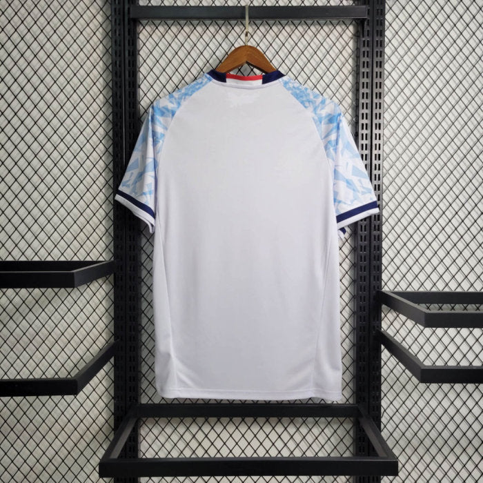 Japan 2016 Away