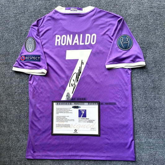 Signed Ronaldo Real Madrid 16/17 away
