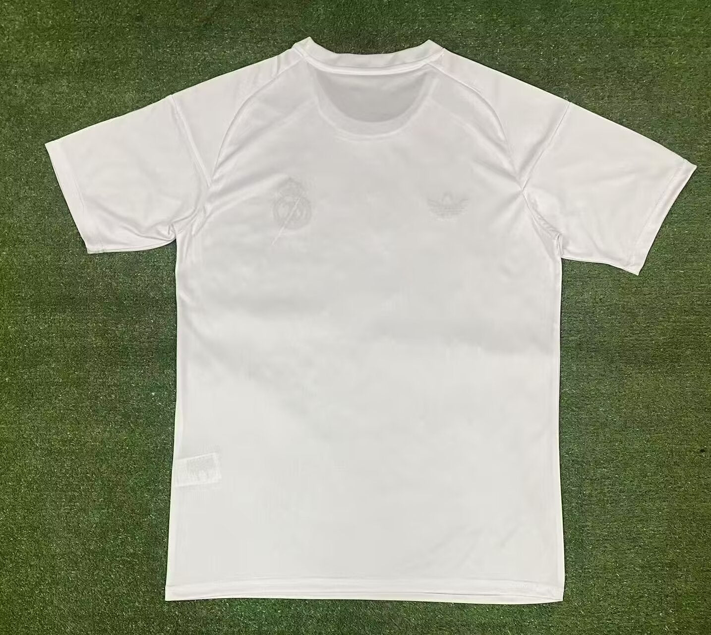 Real Madrid Dragon white Concept