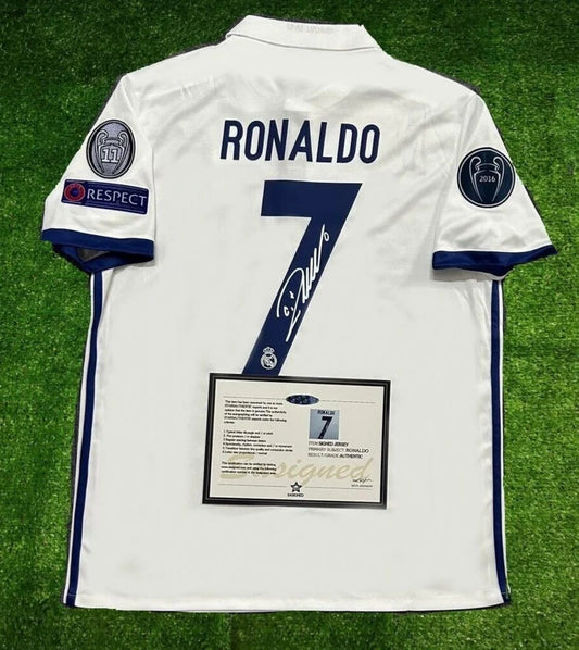 Signed Ronaldo Real Madrid 16/17 Home