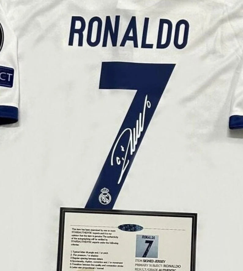 Signed Ronaldo Real Madrid 16/17 Home