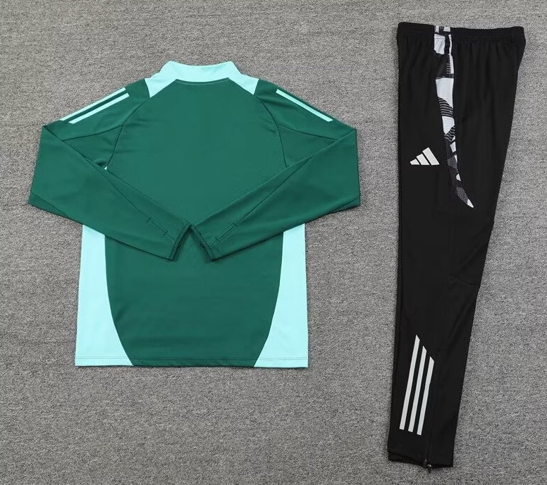 Manchester United Green Training Tracksuit 24/25