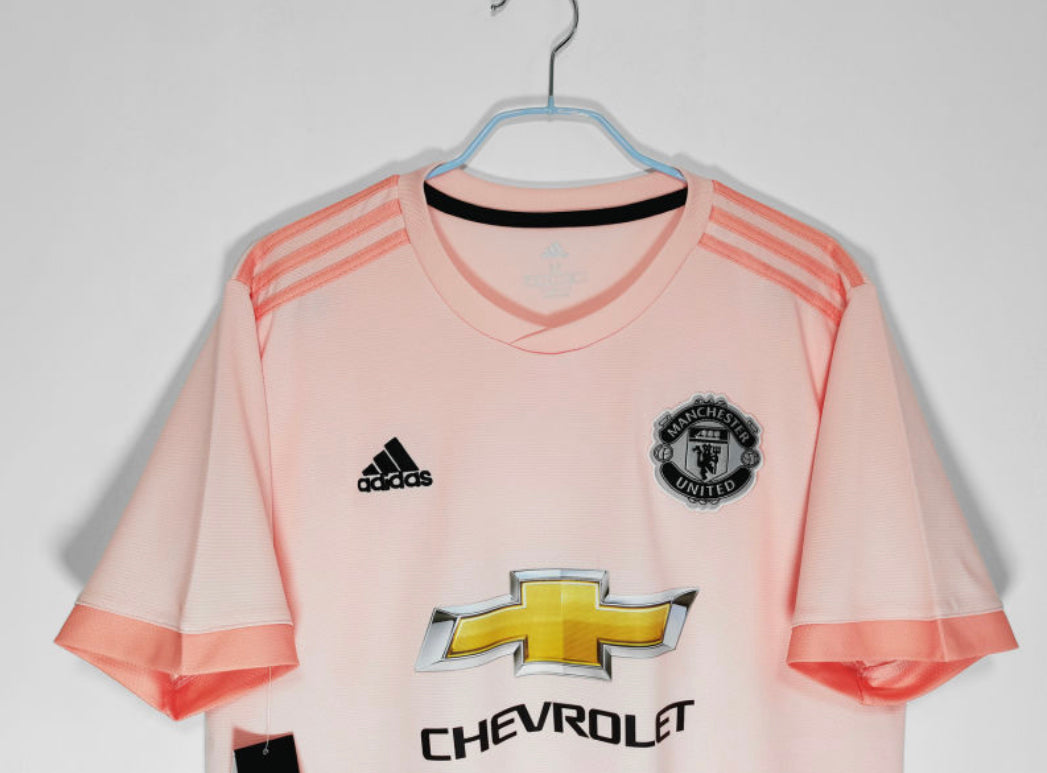 Manchester United 18/19 Away