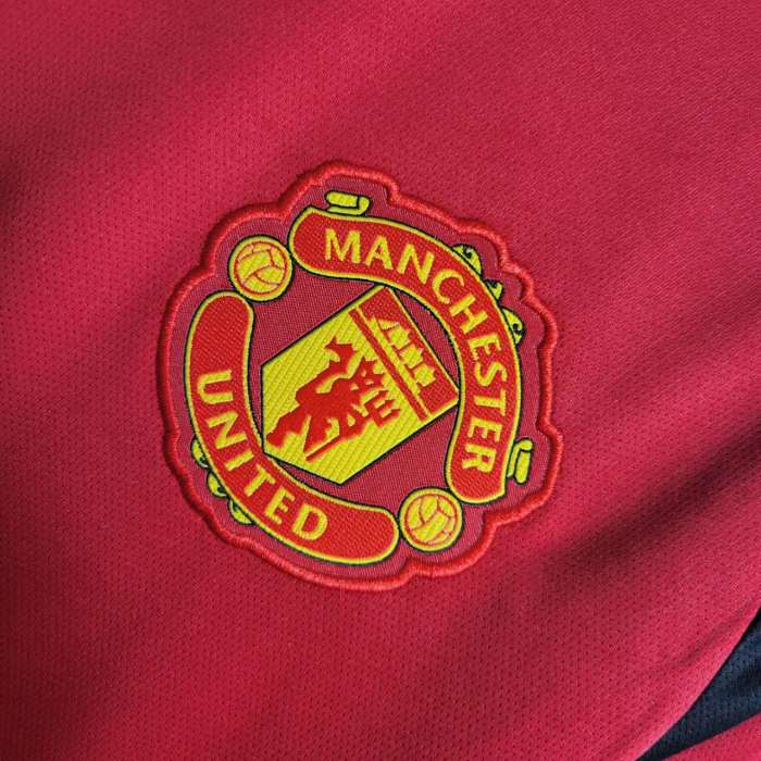 Manchester United 24/25 Home